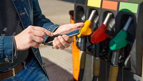 Как оплатить бензин бонусами Газпромнефть